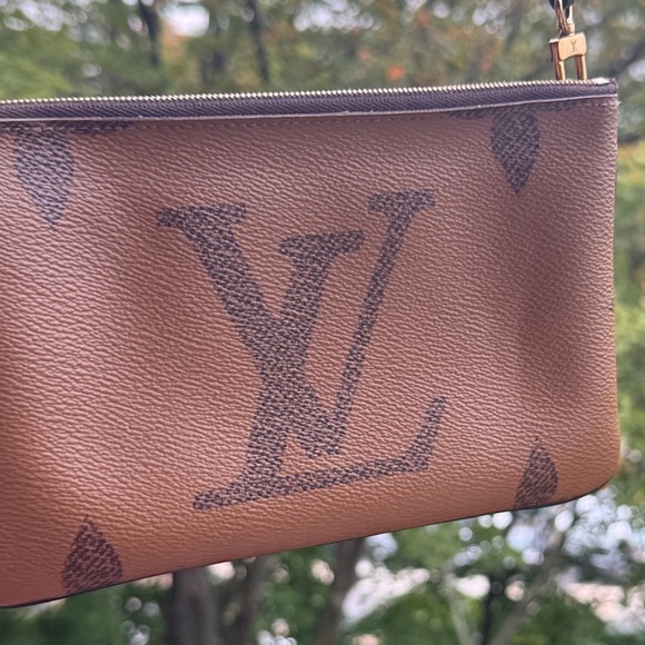 LV  Designer Crossbody - Picture 1 of 15